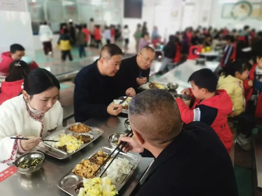学生餐费不再被“揩油”！这里的“校园餐”成放心餐
